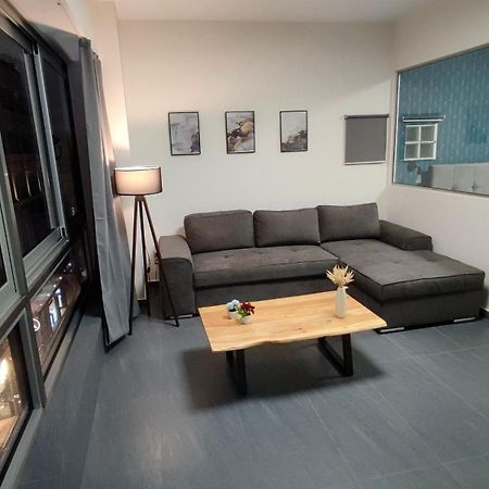 Ermou Downtown Suites By Athens Urban Retreat Luaran gambar