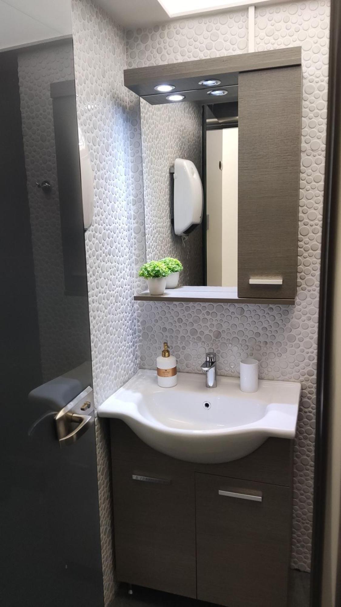 Ermou Downtown Suites By Athens Urban Retreat Luaran gambar