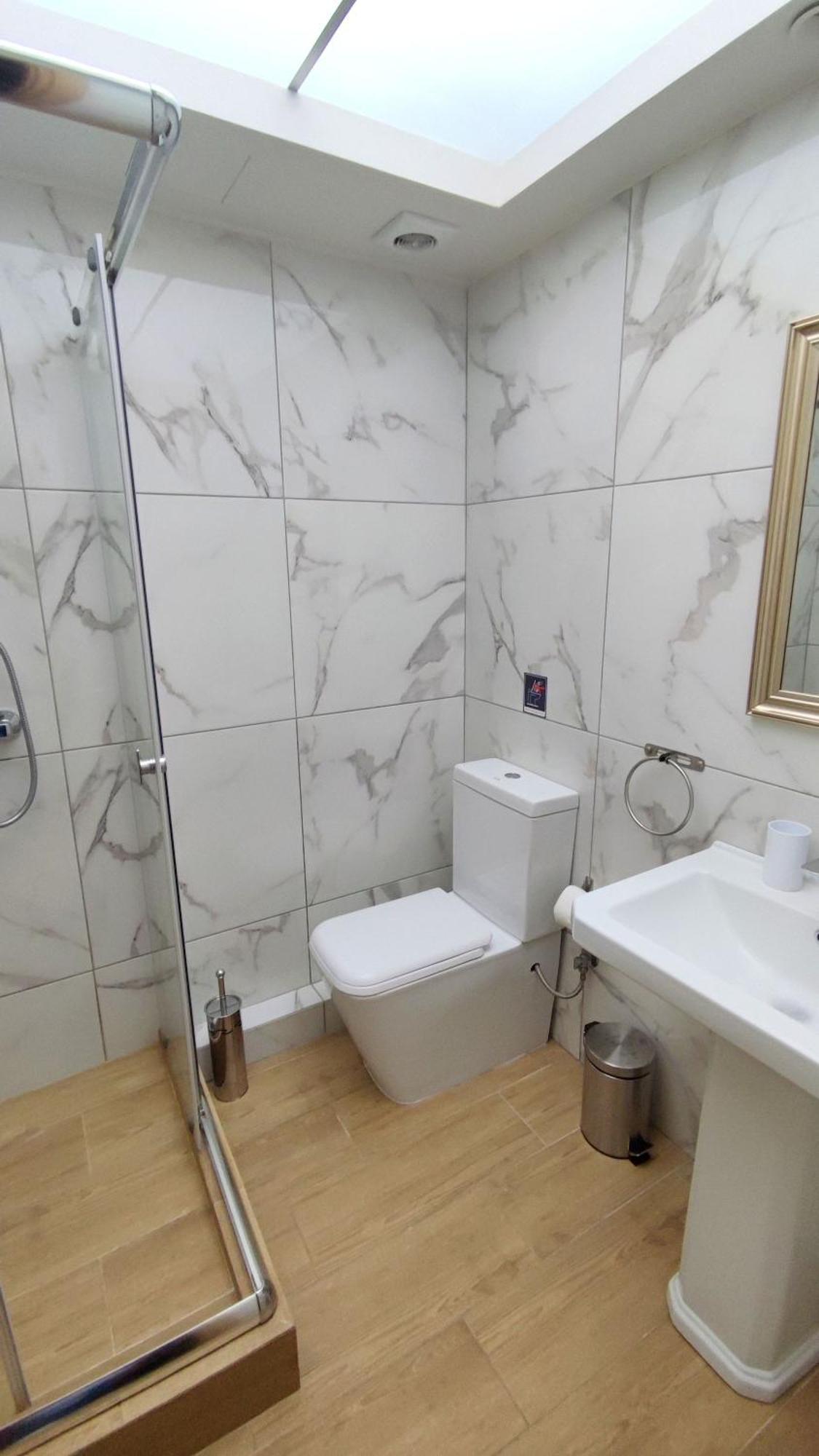 Ermou Downtown Suites By Athens Urban Retreat Luaran gambar